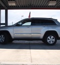 jeep grand cherokee 2011 silver suv gasoline 6 cylinders 4 wheel drive automatic 80504