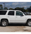 chevrolet tahoe 2005 white suv lt gasoline 8 cylinders rear wheel drive automatic with overdrive 77575