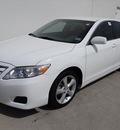 toyota camry 2010 white sedan le 4 cylinders automatic 78577