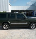 jeep commander 2006 suv gasoline 6 cylinders rear wheel drive not specified 34731
