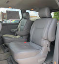 toyota sienna 2008 silver van limited gasoline 6 cylinders all whee drive automatic 45324