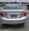 toyota camry 2012 silver sedan se gasoline 4 cylinders front wheel drive automatic 75604