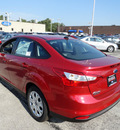 ford focus 2012 red sedan se 4 cylinders automatic with overdrive 60546