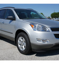 chevrolet traverse 2012 silver suv gasoline 6 cylinders front wheel drive automatic 77090