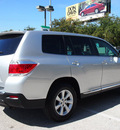 toyota highlander 2011 silver suv gasoline 6 cylinders front wheel drive automatic 76011