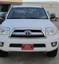 toyota 4runner 2008 white suv sr5 6 cylinders automatic with overdrive 77074