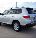 toyota highlander 2012 silver suv 4x2 gasoline 4 cylinders front wheel drive automatic 77469