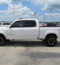 toyota tundra 2006 white sr5 8 cylinders automatic with overdrive 77469