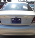 ford taurus 2005 silver sedan se gasoline 6 cylinders front wheel drive automatic 75964