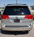 toyota sienna 2004 silver van xle limited 6 cylinders automatic 76087
