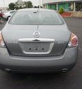 nissan altima 2009 gray sedan gasoline 4 cylinders front wheel drive automatic 19153