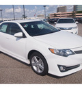 toyota camry 2012 white sedan se gasoline 4 cylinders front wheel drive automatic 77074