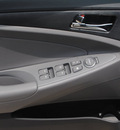 hyundai sonata 2013 silver sedan 4dr sdn 2 4l se at gasoline 4 cylinders front wheel drive automatic 75070