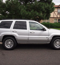 jeep grand cherokee 2004 silver suv ltd 4x4 v8 leather gasoline 8 cylinders 4 wheel drive automatic 80012
