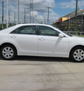 toyota camry 2011 white sedan le gasoline 4 cylinders front wheel drive automatic with overdrive 77469