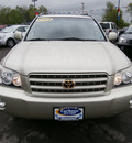 toyota highlander 2002 gold suv gasoline 6 cylinders all whee drive automatic 13502