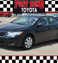 toyota camry 2011 red sedan le gasoline 4 cylinders front wheel drive automatic with overdrive 77469