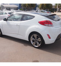 hyundai veloster 2013 white coupe gasoline 4 cylinders front wheel drive automatic 77074