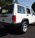 jeep cherokee 2000 white suv se 4x4 auto 112k warranty gasoline 6 cylinders 4 wheel drive automatic 80012
