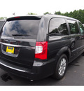 chrysler town and country 2012 dk  charcoal pearl van touring l flex fuel 6 cylinders front wheel drive automatic 07730