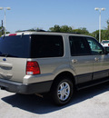 ford expedition 2004 gold suv xlt gasoline 8 cylinders rear wheel drive automatic 76210