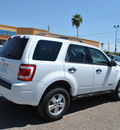 ford escape 2008 white suv xlt gasoline 6 cylinders front wheel drive automatic with overdrive 78550