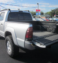 toyota tacoma 2005 silver v6 sr5 gasoline 6 cylinders 4 wheel drive automatic 62863