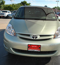 toyota sienna 2010 lt  green van xle limited gasoline 6 cylinders front wheel drive automatic 75067