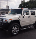 hummer h2 2005 white suv gasoline 8 cylinders 4 wheel drive automatic 77074