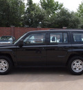 jeep patriot 2010 black suv sport gasoline 4 cylinders front wheel drive automatic 75080