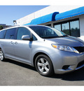 toyota sienna 2012 silver van le 7 passenger auto access sea gasoline 6 cylinders front wheel drive automatic 90004