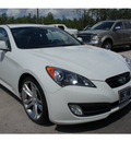 hyundai genesis coupe 2010 white coupe 3 8l grand touring gasoline 6 cylinders rear wheel drive automatic 77339