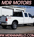 ford f 250 super duty 2011 white lariat flex fuel 8 cylinders 4 wheel drive automatic 79110