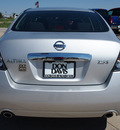 nissan altima 2012 silver sedan 2 5 s gasoline 4 cylinders front wheel drive automatic 76018