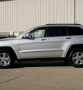 jeep grand cherokee 2011 silver suv limited gasoline 6 cylinders 4 wheel drive automatic 62034