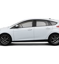 ford focus 2013 white hatchback se flex fuel 4 cylinders front wheel drive 6 speed automatic 77388