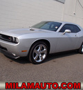 dodge challenger 2009 silver coupe r t classic hemi gasoline 8 cylinders rear wheel drive automatic 98371