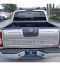 nissan frontier 2001 silver sc 6 cylinders automatic 77339