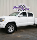 toyota tacoma 2011 white v6 trd sport 6 cylinders automatic 80905