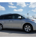 toyota sienna 2011 silver van gasoline 6 cylinders front wheel drive automatic 76543