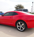 chevrolet camaro 2011 red coupe lt 6 cylinders automatic 76018