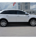 lincoln mkx 2010 white suv awd gasoline 6 cylinders all whee drive automatic 77043