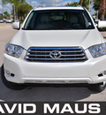 toyota highlander 2010 white suv limited gasoline 6 cylinders front wheel drive automatic 32771