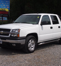 chevrolet avalanche 2006 white suv lt flex fuel 8 cylinders 4 wheel drive automatic 27569