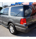 ford expedition 2005 gray suv xlt 8 cylinders automatic 78748
