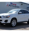 mitsubishi outlander sport 2013 off white es 4 cylinders automatic 77094