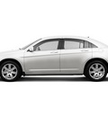 chrysler 200 2013 sedan touring gasoline 4 cylinders front wheel drive not specified 76450