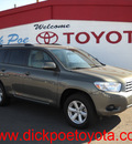 toyota highlander 2010 green suv gasoline 6 cylinders all whee drive automatic 79925
