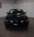 ford mustang 2012 black coupe gt 8 cylinders automatic 76108