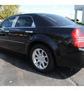 chrysler 300c 2005 black sedan gasoline 8 cylinders rear wheel drive automatic with overdrive 77581